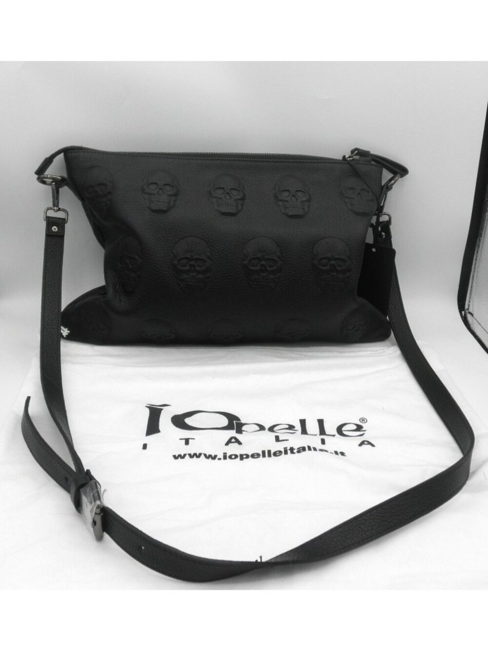 IO Pelle Pebbled Leather Embossed Skull Crossbody Pouch Handbag New w/ Dust Bag